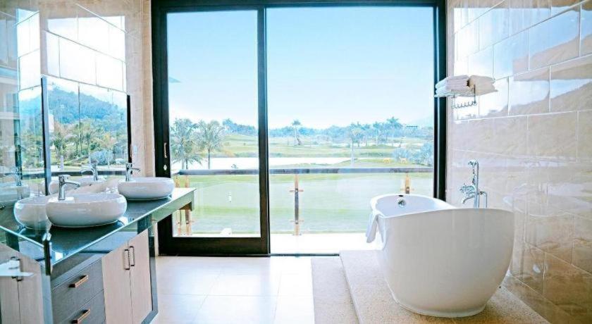 Diamond Bay Golf And Villas Nha Trang Eksteriør bilde